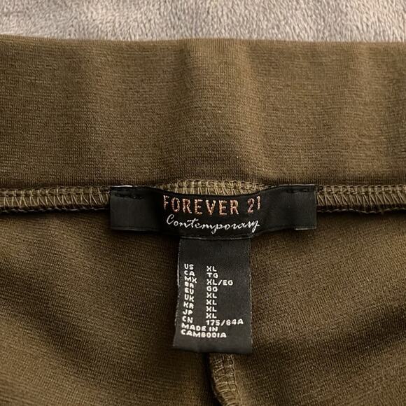 Forever 21 XL Olive Green Knit Pants w Faux Leather Insets - Picture 4 of 10